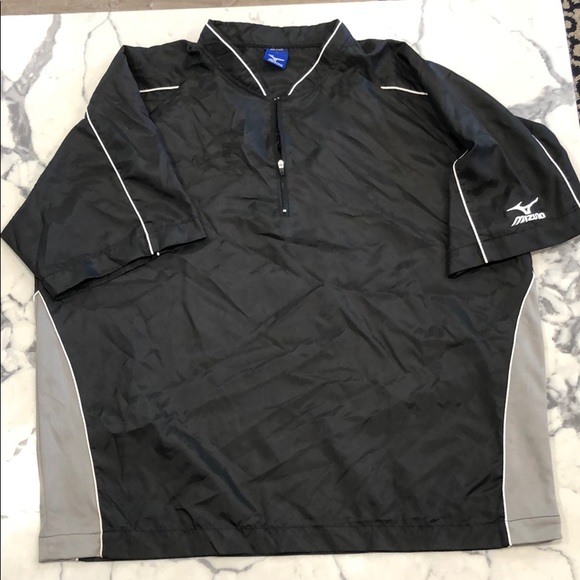 Mizuno Other - Mizuno qtr zip sz L 🔥